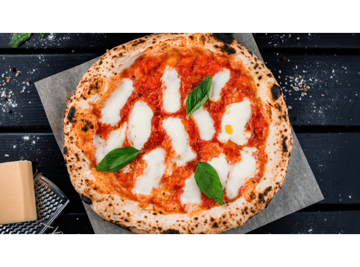 Diavola tai Margherita + prosecco 19.90€