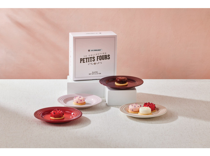 Petit Fours kivikeraamiset lautaset 4 kpl/pkt