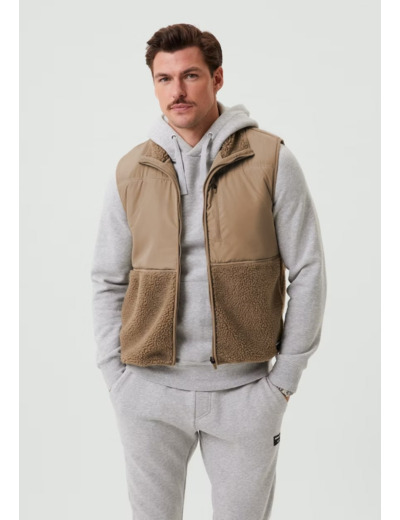 Centre Pile Fleece Vest