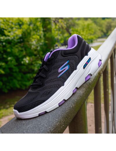 Skechers GO RUN 7.0 - Driven